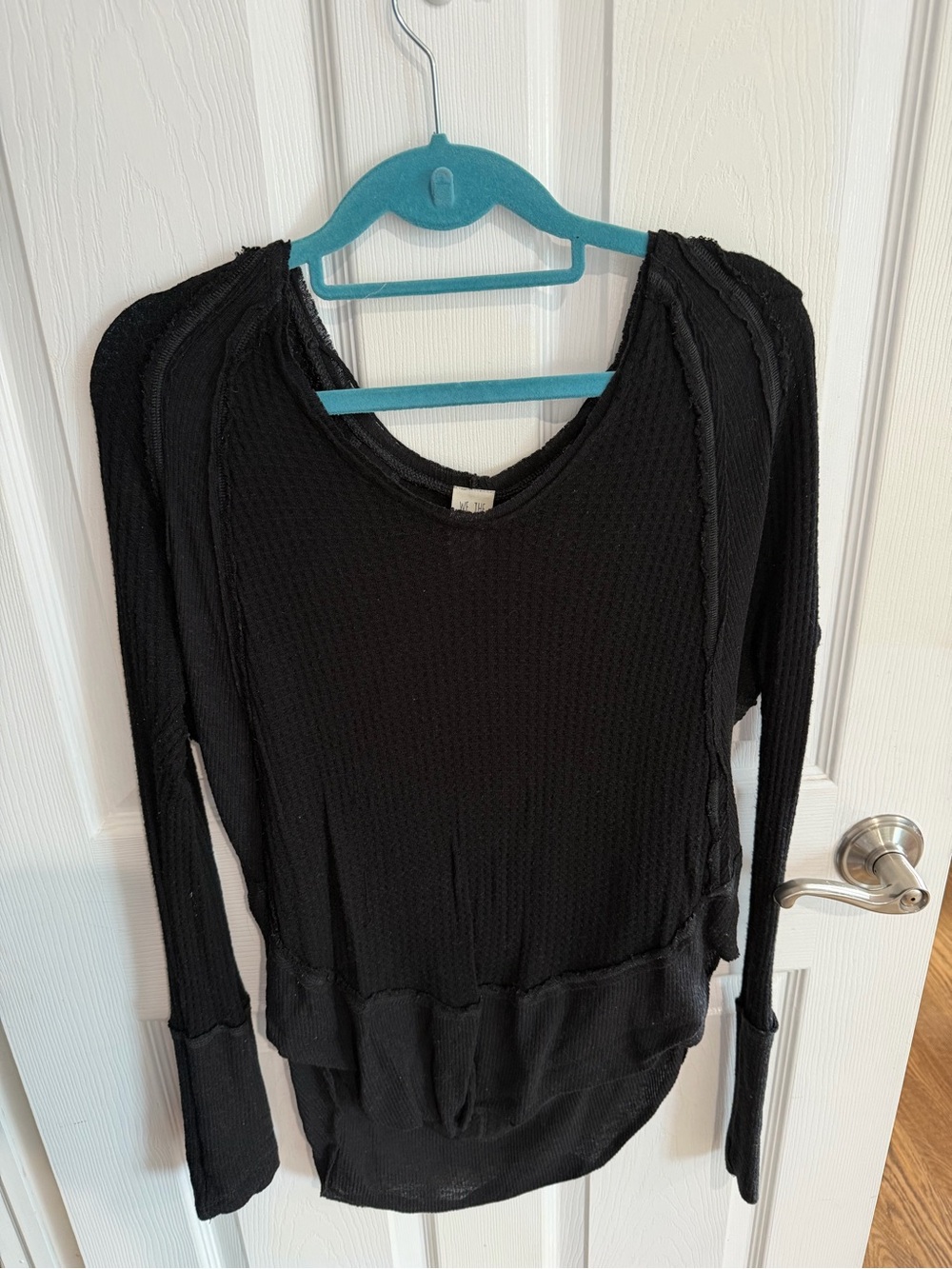 “ FREE PEOPLE” Black Long-Sleeve Women's sweater